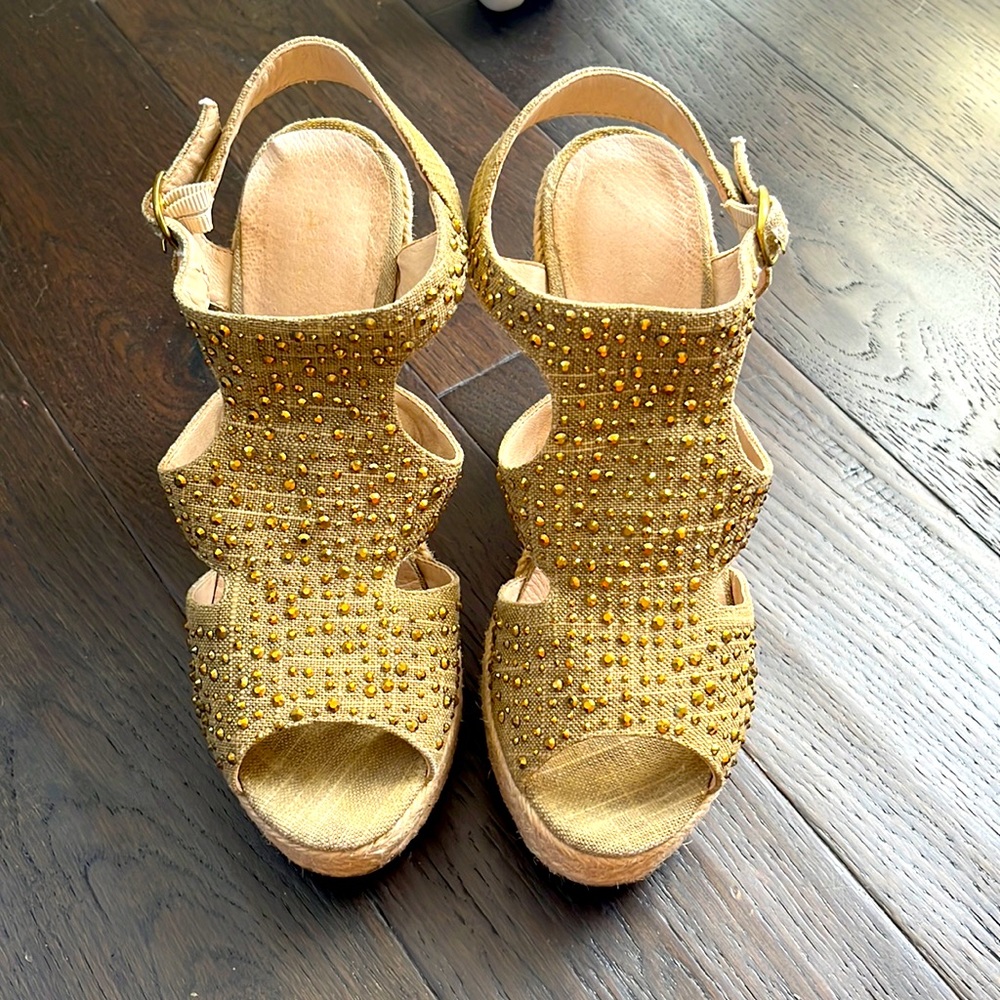 Aldo platform canvas wedge with beads size 7.5